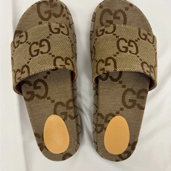 Gucci | Shoes | Gucci Tan And Brown Logo Slide Sandals  display picture 3
